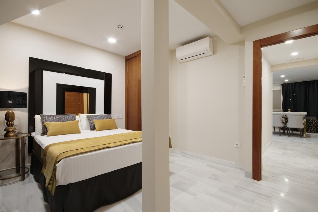 Suites Gran Via Capilla Real Гранада Экстерьер фото