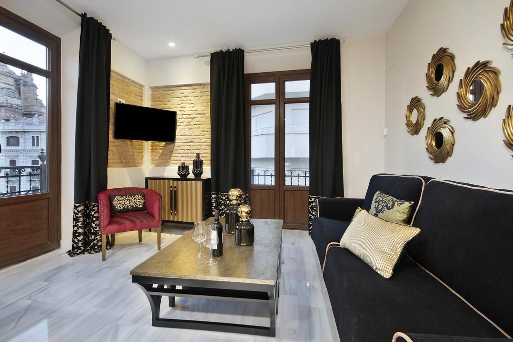Suites Gran Via Capilla Real Гранада Экстерьер фото
