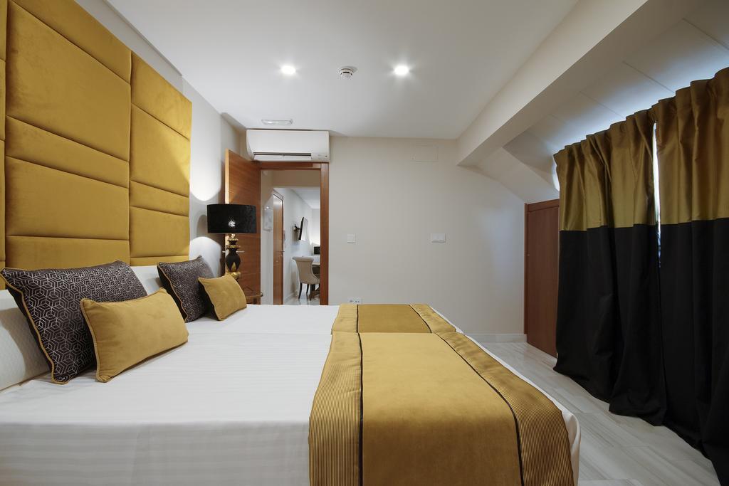 Suites Gran Via Capilla Real Гранада Экстерьер фото