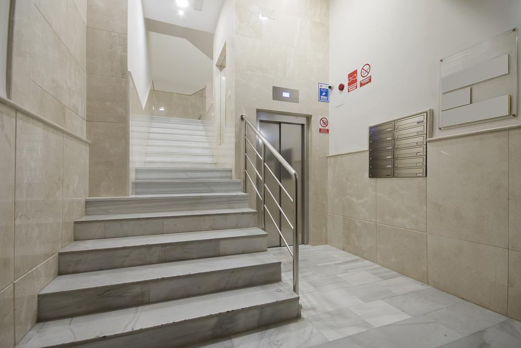 Suites Gran Via Capilla Real Гранада Экстерьер фото